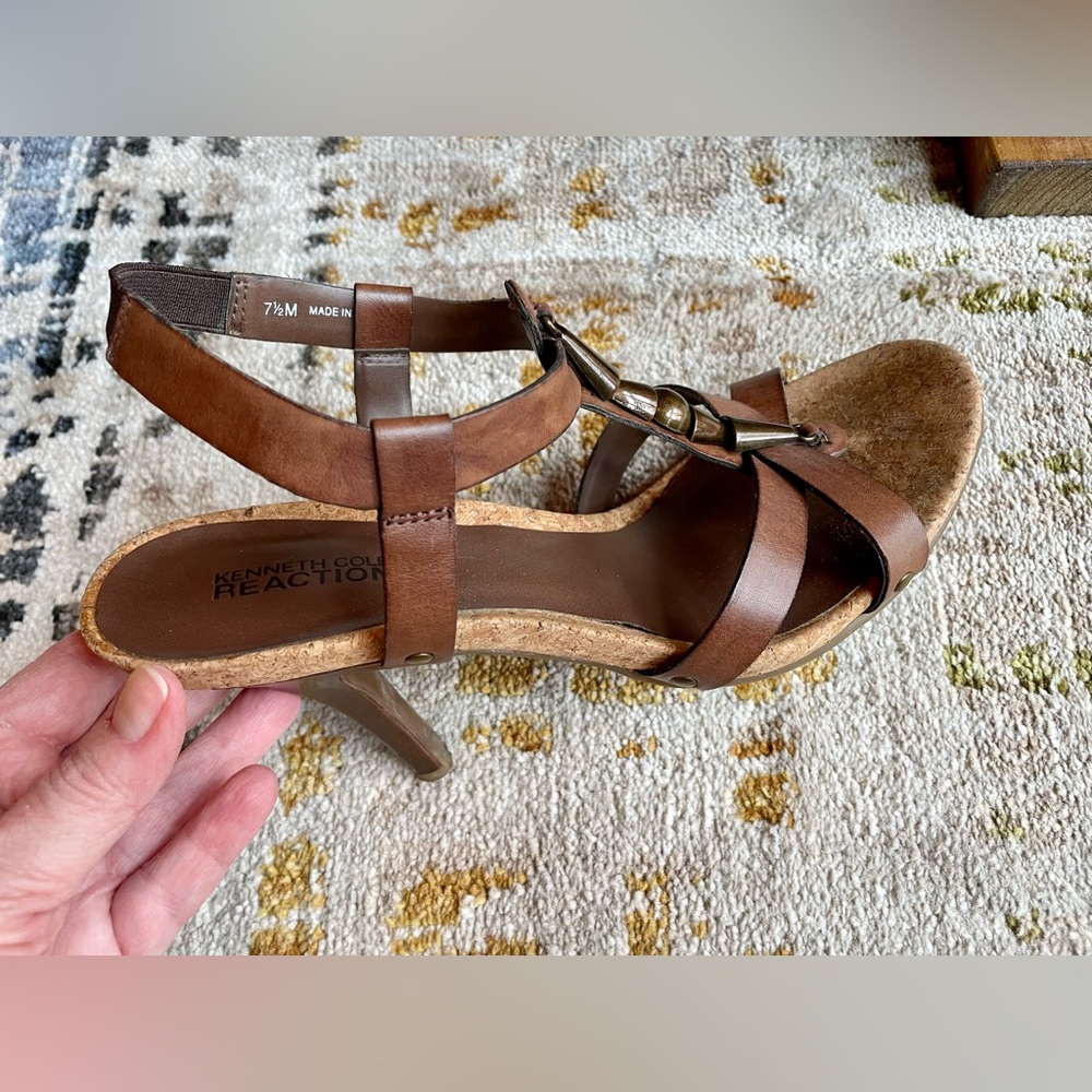 Kenneth Cole Reaction Leather Sandals